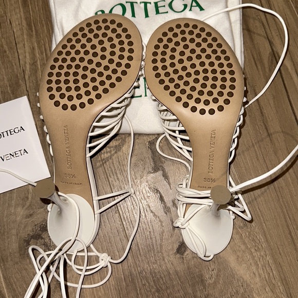 Bottega Veneta Dot Lace Up Sandals - Picture 10 of 10